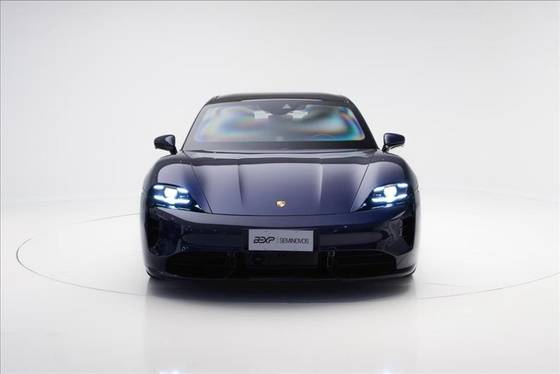PORSCHE TAYCAN TURBO ELÉTRICO
